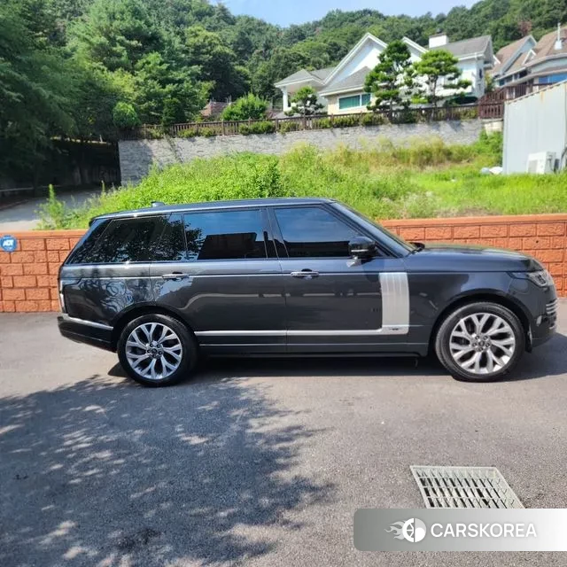 Land Rover Range Rover 4th Generation 2020 Светло-серебряный цвет из Кореи, фото 2