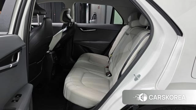 Kia Di Ol Nu Niro 2024 Белый из Кореи, фото 2