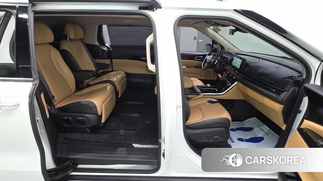 Kia Carnival 4th generation 2022 Белый из Кореи, фото 2