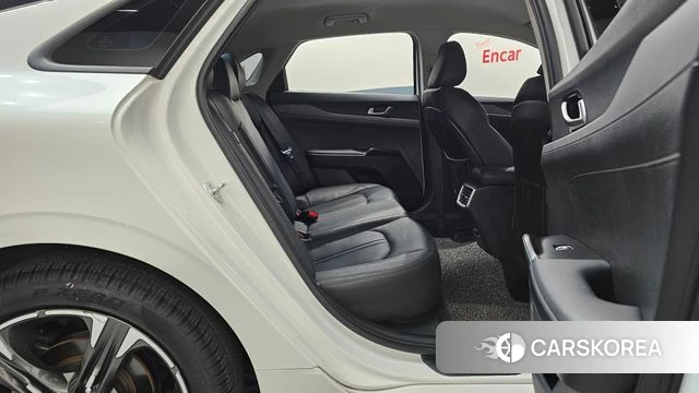 Kia K5 3rd generation 2023 Белый из Кореи, фото 2