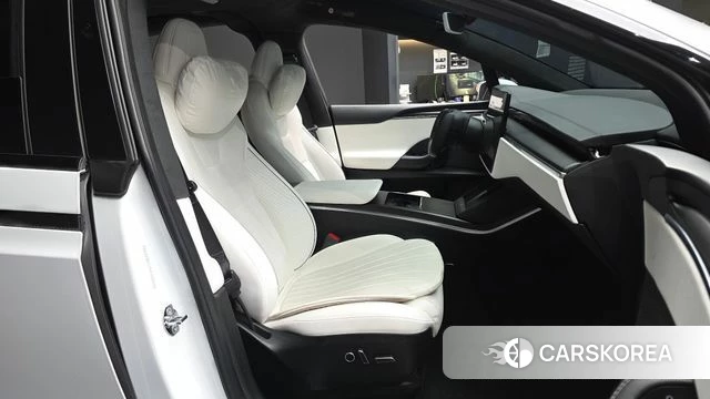 Tesla Model X 2023 Белый из Кореи, фото 2