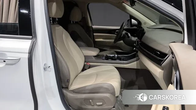 Kia The New Carnival 4th Generation 2024 Белый из Кореи, фото 2