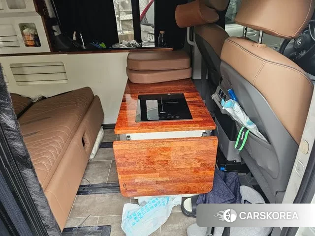 Hyundai Staria 2024 Белый из Кореи, фото 2