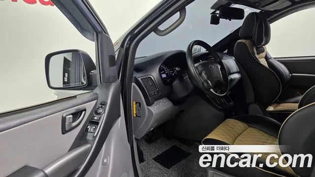 Hyundai The New Grand Starex 2019 Черный из Кореи, фото 2