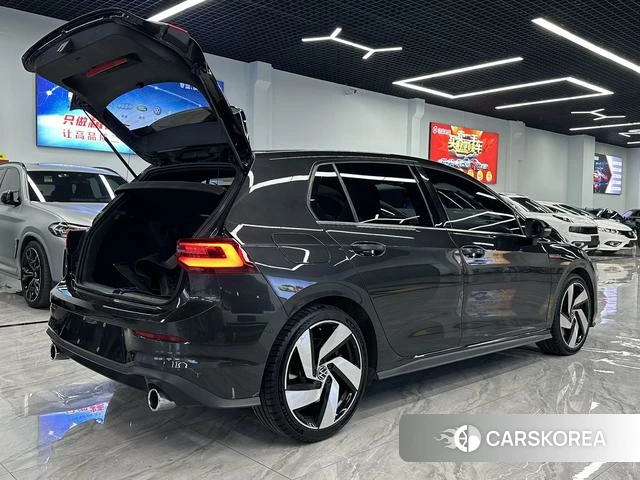 Volkswagen Golf GTI 2021 Черный из Китая, фото 2