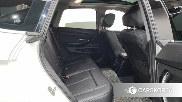 BMW 3 Series GT (F34) 2020 Белый из Кореи, фото 2