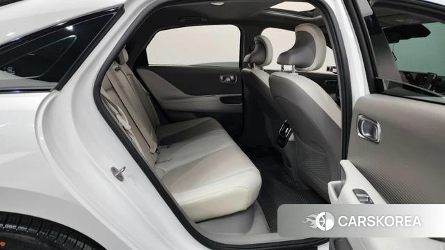 Hyundai Ionic 6 2022 Белый из Кореи, фото 2