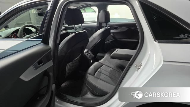 Audi A4 (B9) 2019 Белый из Кореи, фото 2