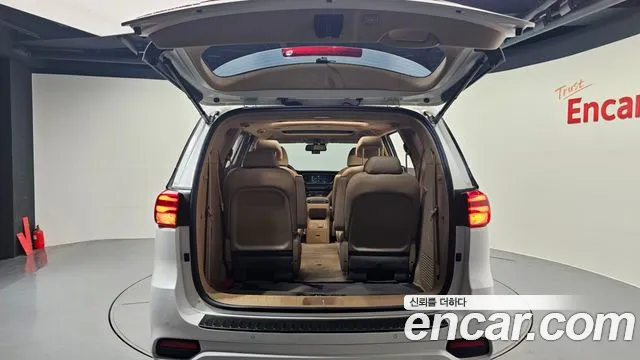 Kia The New Carnival 2020 Белый из Кореи, фото 2