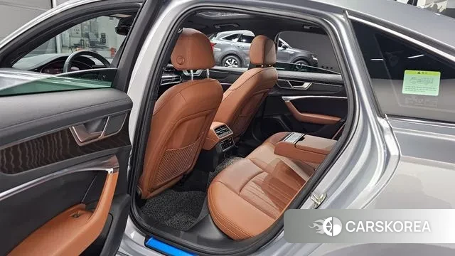 Audi A6 (C8) 2020 Серебряный из Кореи, фото 2