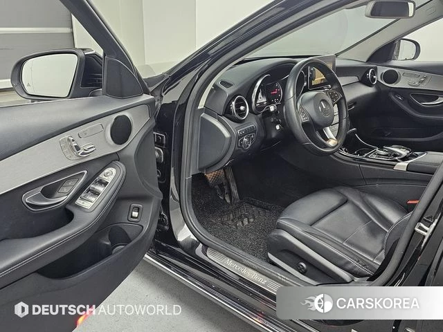 Mercedes-Benz C-Class W205 2018 Черный из Кореи, фото 2