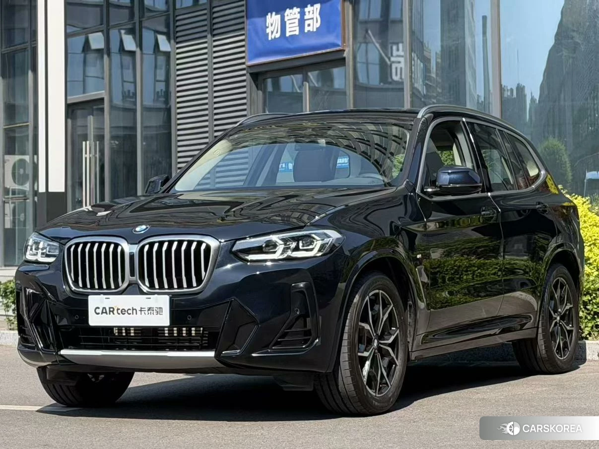 BMW X3 2021 Черный из Китая, фото 2