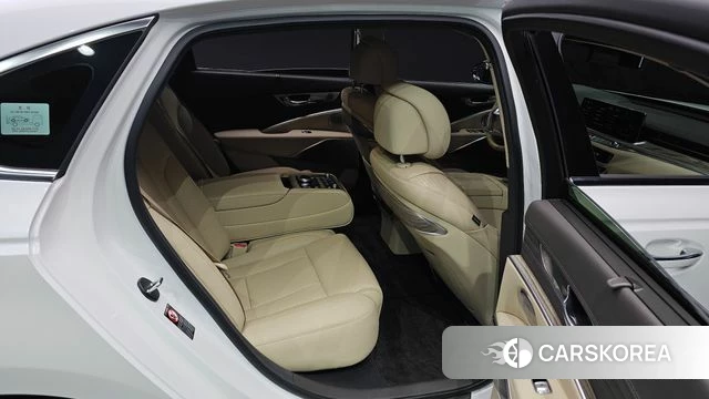 Kia The New K9 2nd generation 2023 Белый из Кореи, фото 2