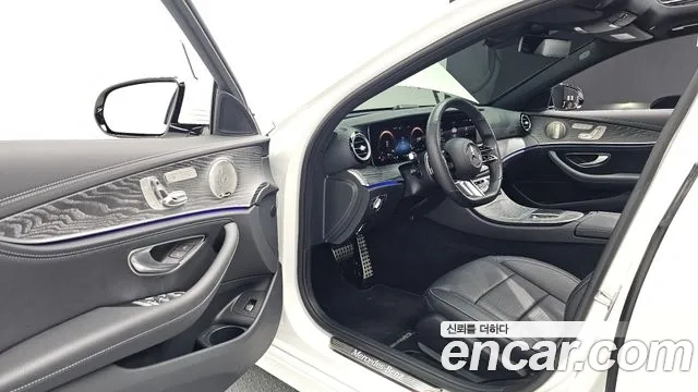 Mercedes-Benz E-Class W213 2022 Белый из Кореи, фото 2