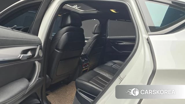 BMW X6 (F16) 2018 Белый из Кореи, фото 2