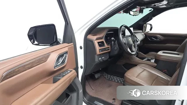Chevrolet (GM Daewoo) Tahoe 2022 Белый из Кореи, фото 2