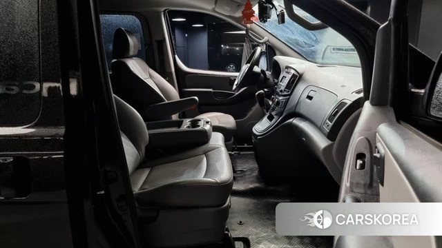 Hyundai The New Grand Starex 2018 Черный из Кореи, фото 2