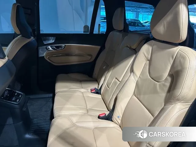 Volvo XC90 second Generation 2024 Черный из Кореи, фото 2