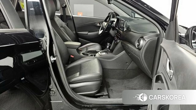 Hyundai Kona 2018 Черный из Кореи, фото 2