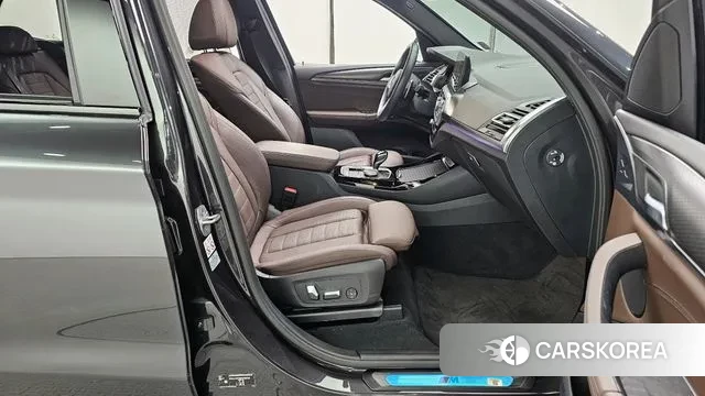 BMW X3 (G01) 2023 Серый из Кореи, фото 2