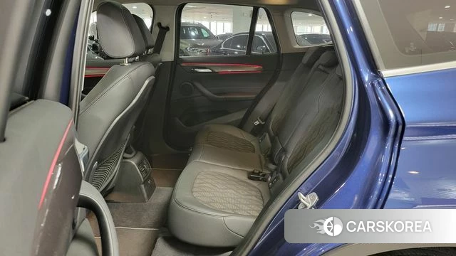 BMW X1 (F48) 2021 Синий из Кореи, фото 2
