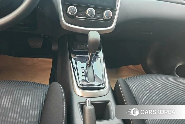 Nissan TIIDA 2024 Белый из Китая, фото 2