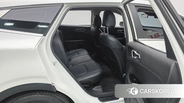 Kia Sportage 5th Generation 2022 Белый из Кореи, фото 2