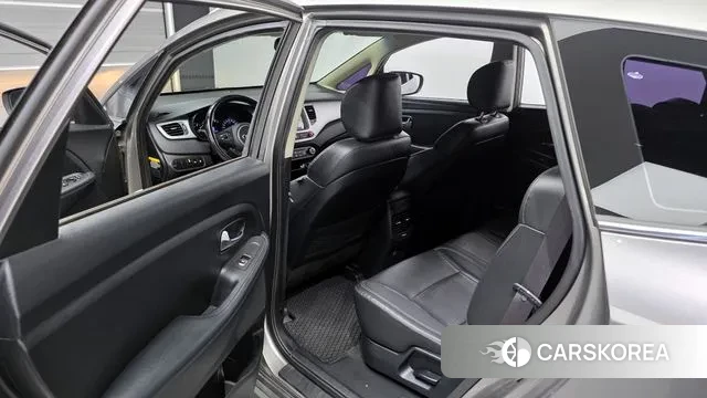 Kia The New Carens 2018 Серебряный из Кореи, фото 2