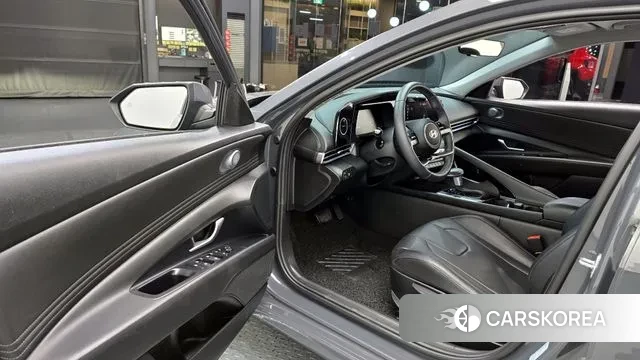 Hyundai The New Avante (CN7) 2023 Серый из Кореи, фото 2