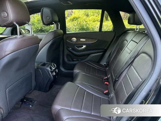 Mercedes-Benz GLC 2021 Черный из Китая, фото 2