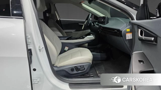 Kia EV6 2022 Белый из Кореи, фото 2
