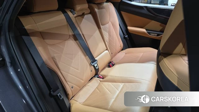 Lexus NX350h Second generation 2024 Серый из Кореи, фото 2