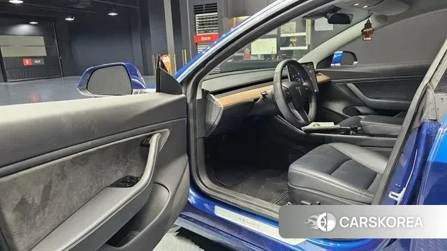 Tesla Model 3 2020 Синий из Кореи, фото 2