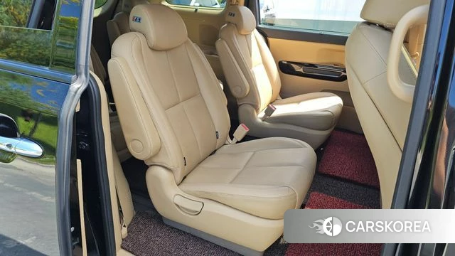 Kia The New Carnival 2018 Черный из Кореи, фото 2