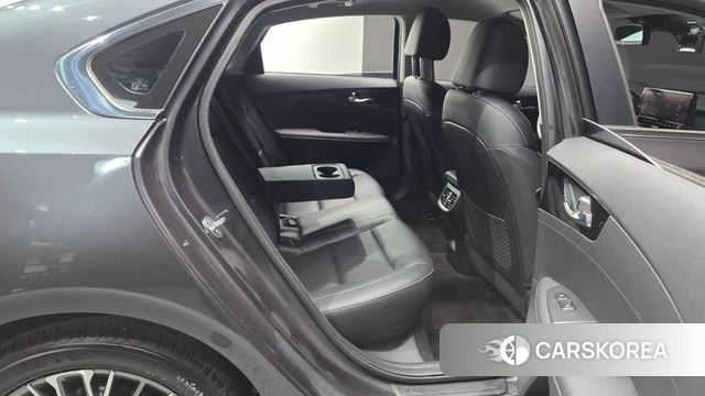 Kia The New K3 2nd generation 2022 Серый из Кореи, фото 2