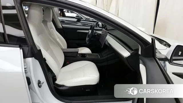Tesla Model 3 2022 Белый из Кореи, фото 2