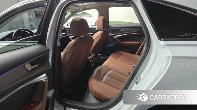 Audi A6 (C8) 2020 Белый из Кореи, фото 2