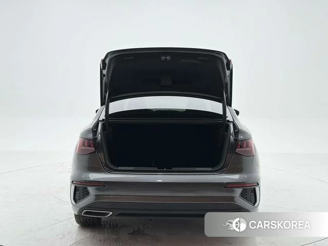 Audi A3 2021 Темно-серый из Китая, фото 2
