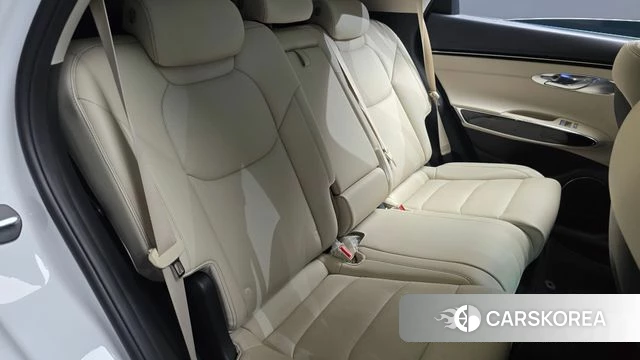Genesis GV70 2022 Белый из Кореи, фото 2