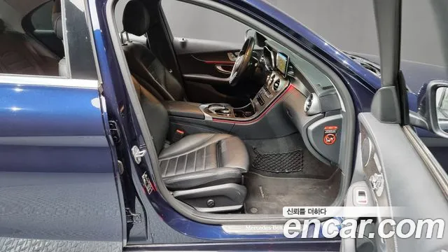 Mercedes-Benz C-Class W205 2019 Синий из Кореи, фото 2