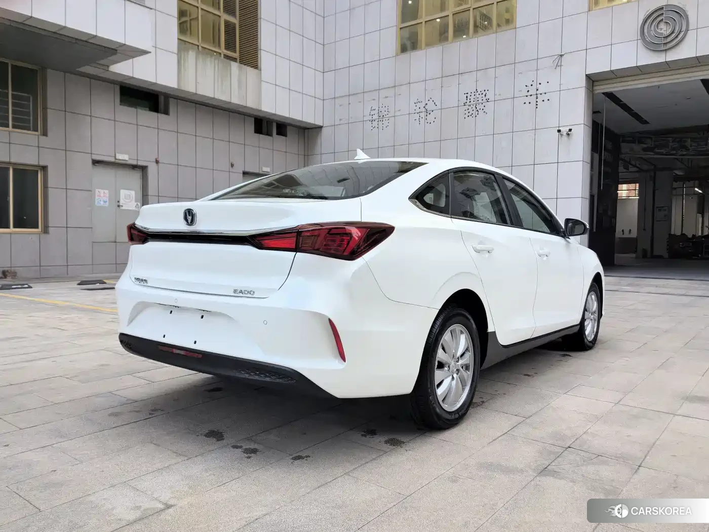 Chang'an Yidong New Energy 2026 Белый из Китая, фото 2