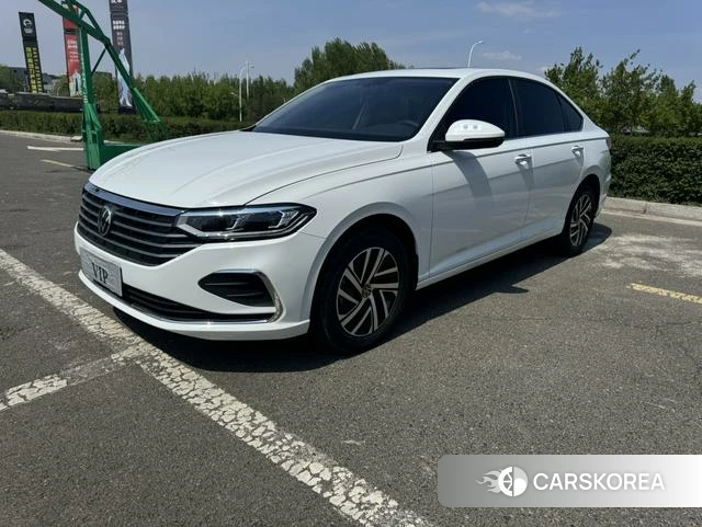 Volkswagen Lavida 2022 Белый из Китая, фото 2
