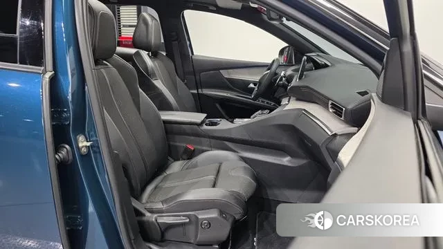 Peugeot 3008 second generation 2022 Синий из Кореи, фото 2