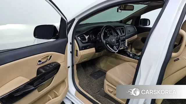 Kia The New Carnival 2018 Белый из Кореи, фото 2