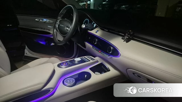 Genesis GV70 2024 Белый из Кореи, фото 2