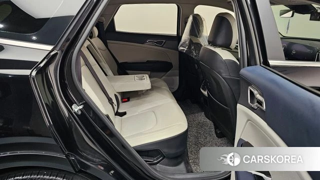 Kia Sportage 5th Generation Hybrid 2022 Черный из Кореи, фото 2