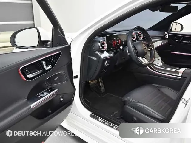 Mercedes-Benz C-Class W206 2023 Белый из Кореи, фото 2
