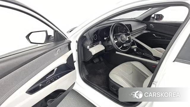 Hyundai Avante (CN7) 2022 Белый из Кореи, фото 2