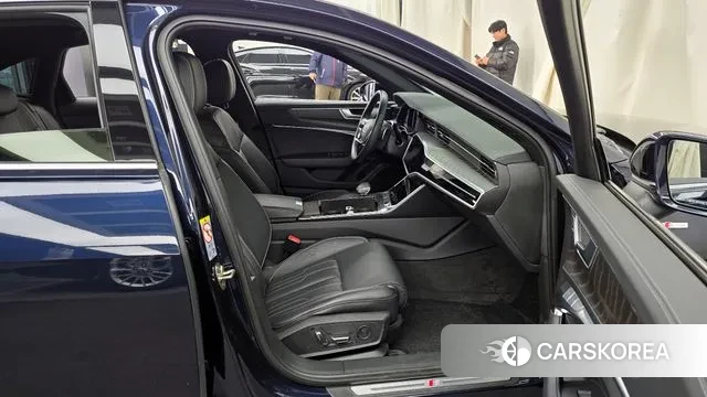 Audi A6 (C8) 2022 Синий из Кореи, фото 2