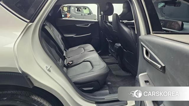 Kia EV6 2022 Жемчужный цвет из Кореи, фото 2